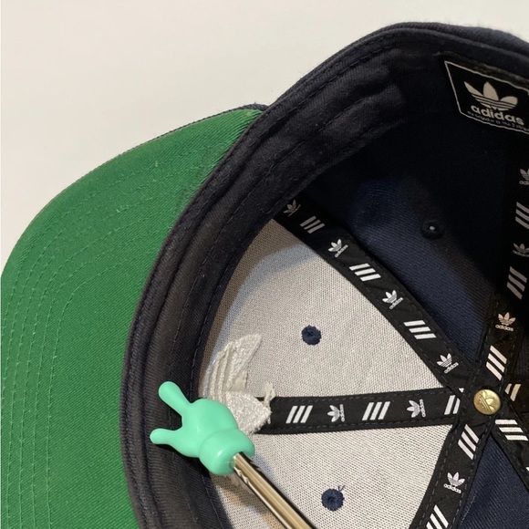 ADIDAS Puff Print Embroidered SnapBack Hat - Picture 11 of 14